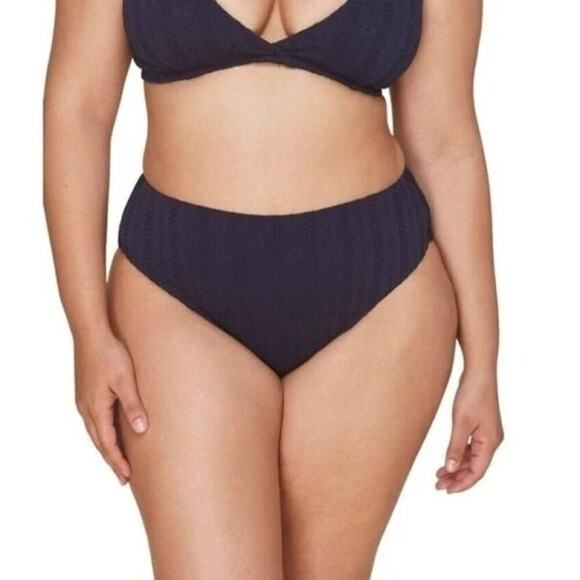 Andie Swim 90s High Waisted Eyelet Bottoms Navy Blue | Small NWT - Picture 1 of 6